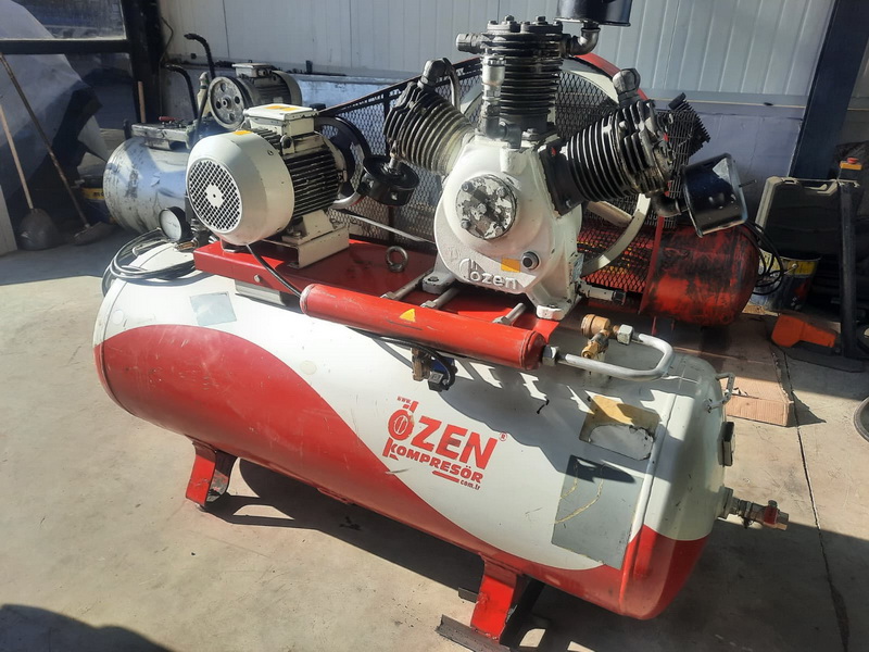 Özen 500 Litre 3 Kafalı Döküm Gövde Hava Kompresörü