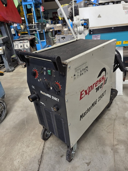Express 250 Amper Hava Soğutmalı Gazaltı Kaynak Makinası